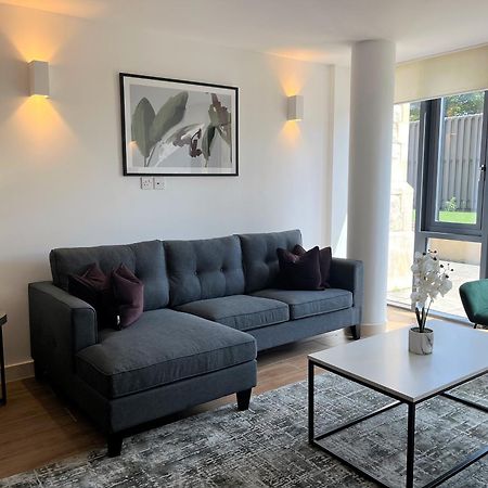 Kew Bridge By Viridian Apartments Bagian luar foto