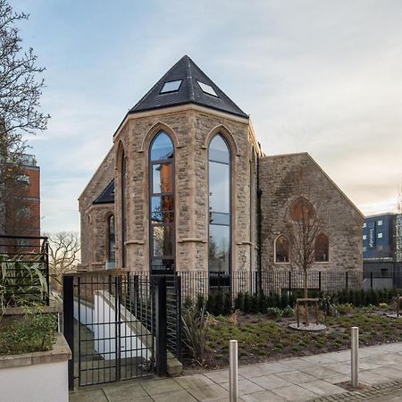Kew Bridge By Viridian Apartments Bagian luar foto