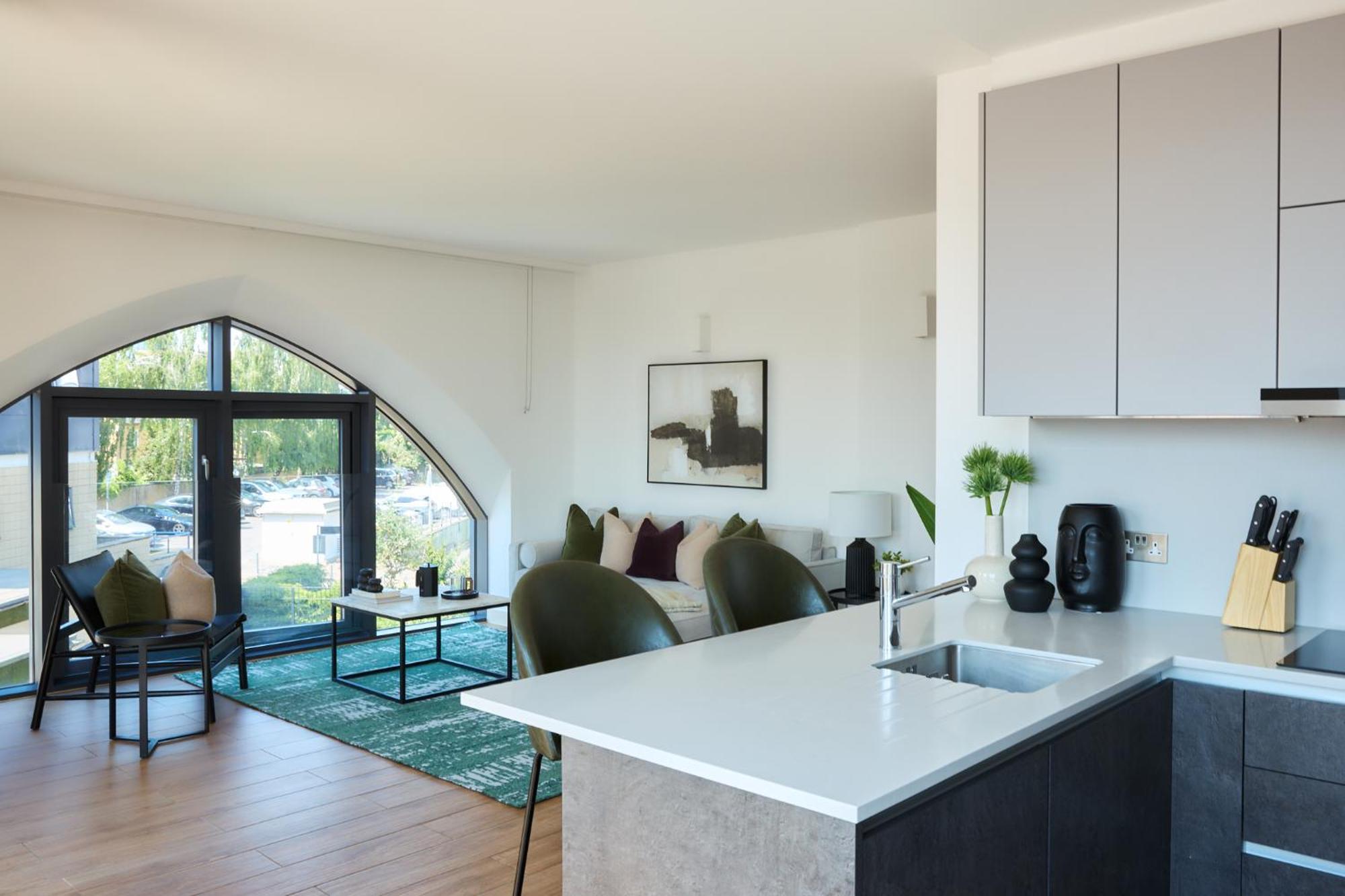 Kew Bridge By Viridian Apartments Bagian luar foto