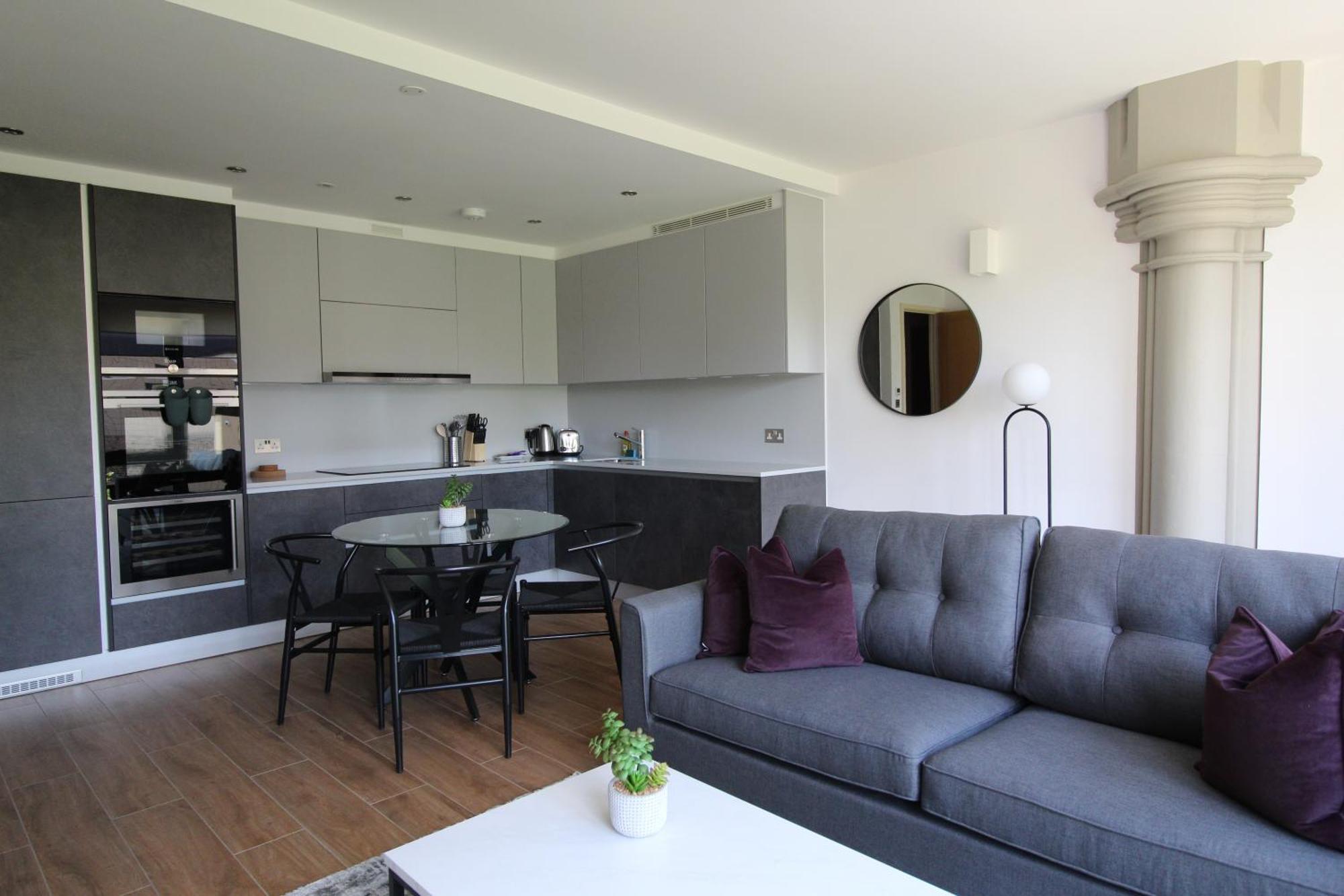 Kew Bridge By Viridian Apartments Bagian luar foto