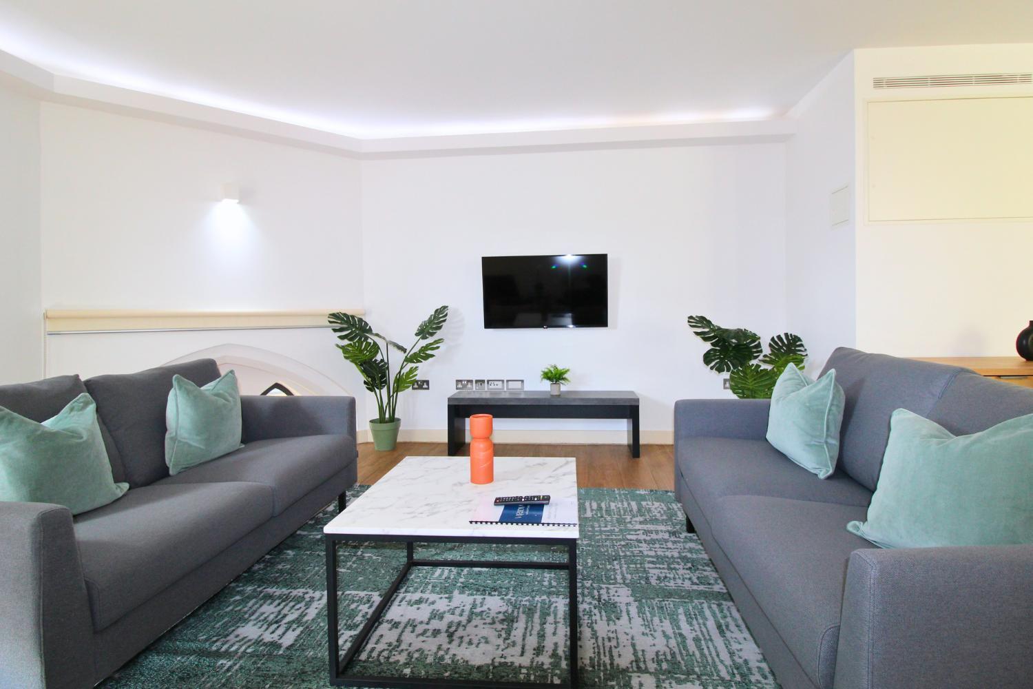 Kew Bridge By Viridian Apartments Bagian luar foto