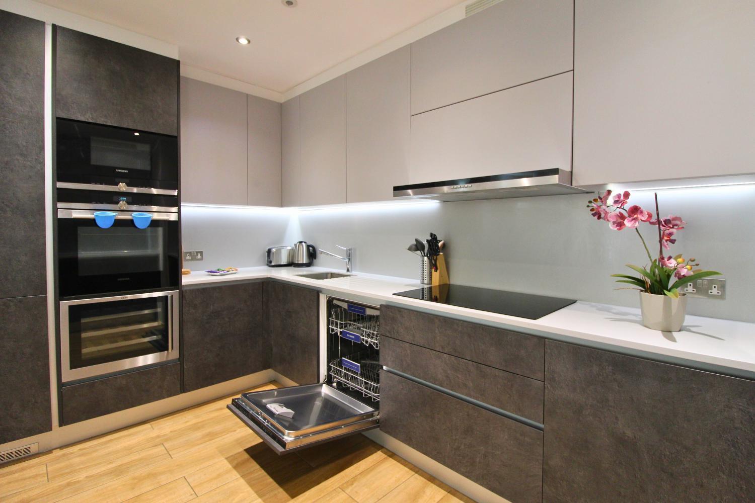 Kew Bridge By Viridian Apartments Bagian luar foto