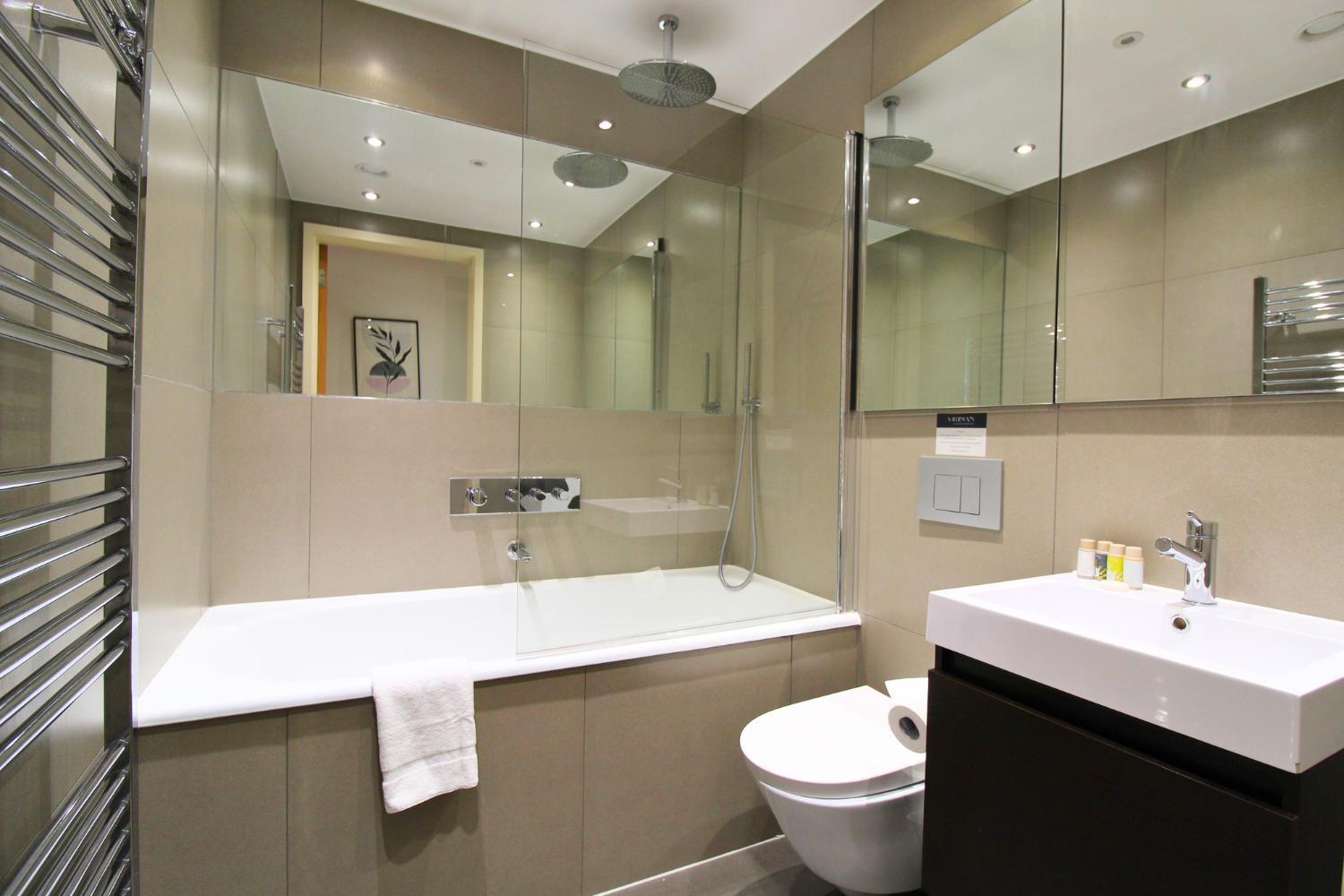 Kew Bridge By Viridian Apartments Bagian luar foto