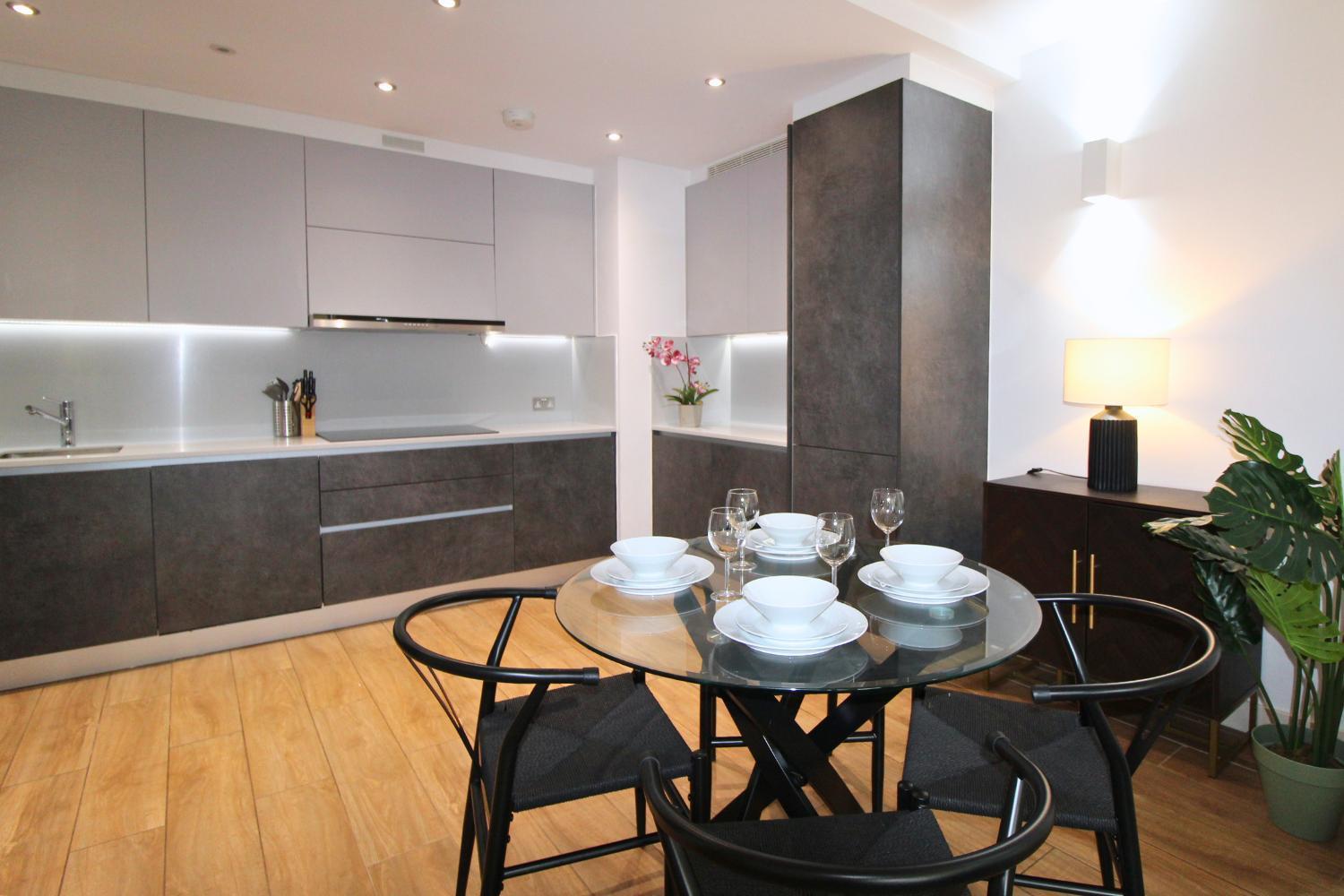 Kew Bridge By Viridian Apartments Bagian luar foto